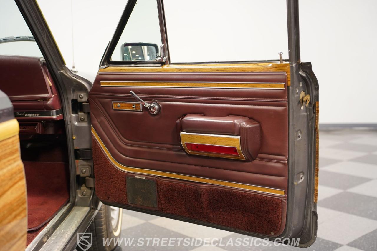 1988 Jeep Grand Wagoneer