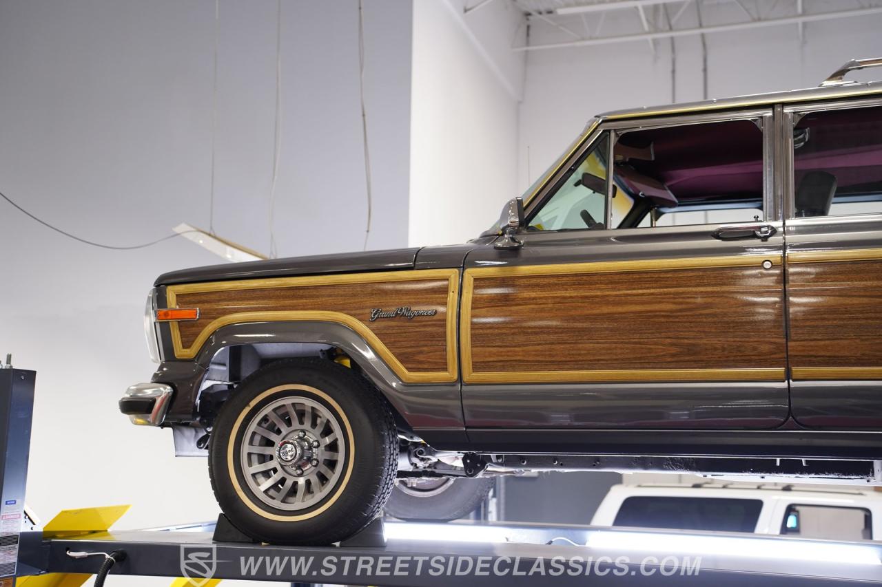 1988 Jeep Grand Wagoneer