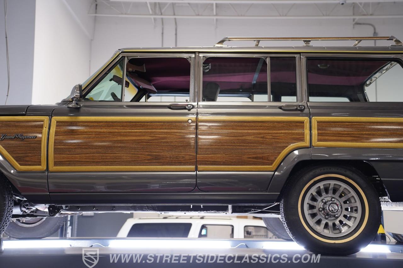 1988 Jeep Grand Wagoneer