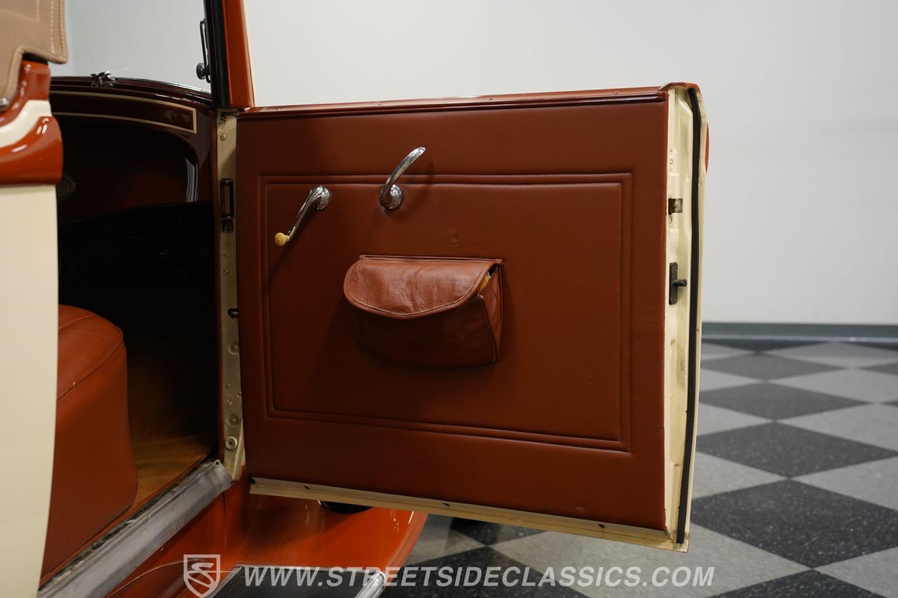 1932 Chrysler CI Rumble Seat Convertible