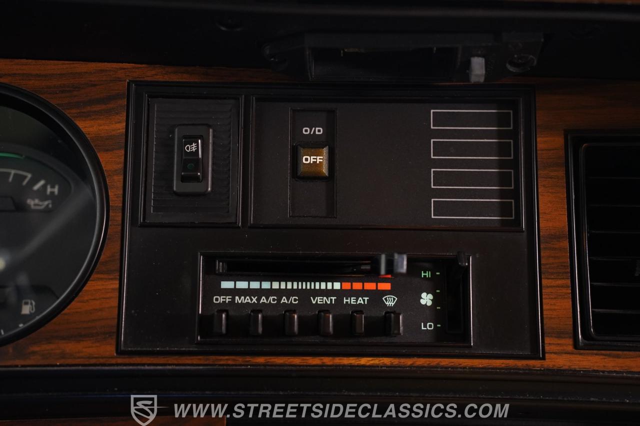 1991 Dodge Ramcharger LE