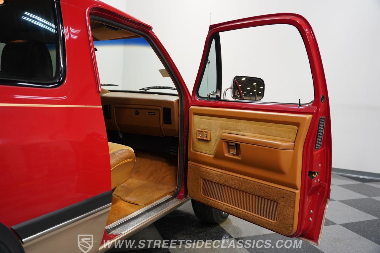 1991 Dodge Ramcharger LE