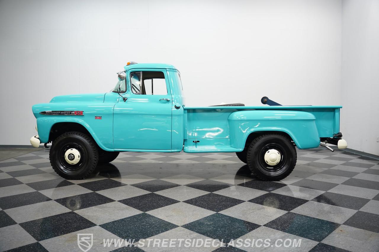 1959 Chevrolet Apache 3800 NAPCO 4X4 Tow Truck