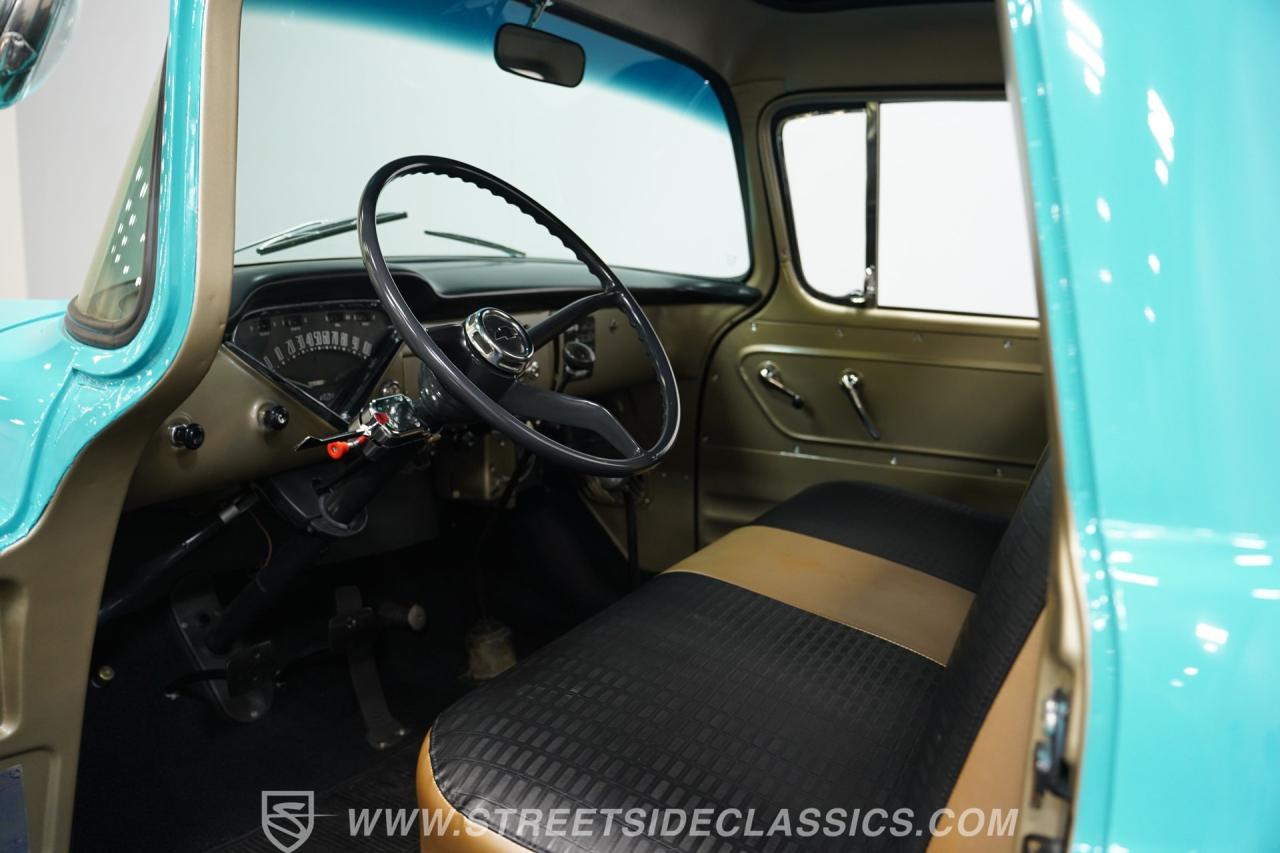 1959 Chevrolet Apache 3800 NAPCO 4X4 Tow Truck