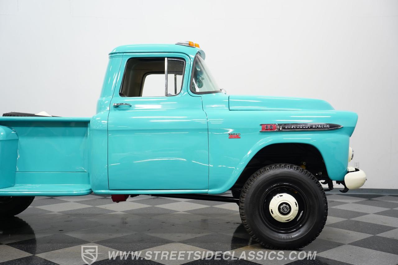 1959 Chevrolet Apache 3800 NAPCO 4X4 Tow Truck