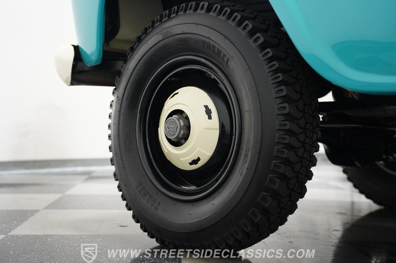 1959 Chevrolet Apache 3800 NAPCO 4X4 Tow Truck