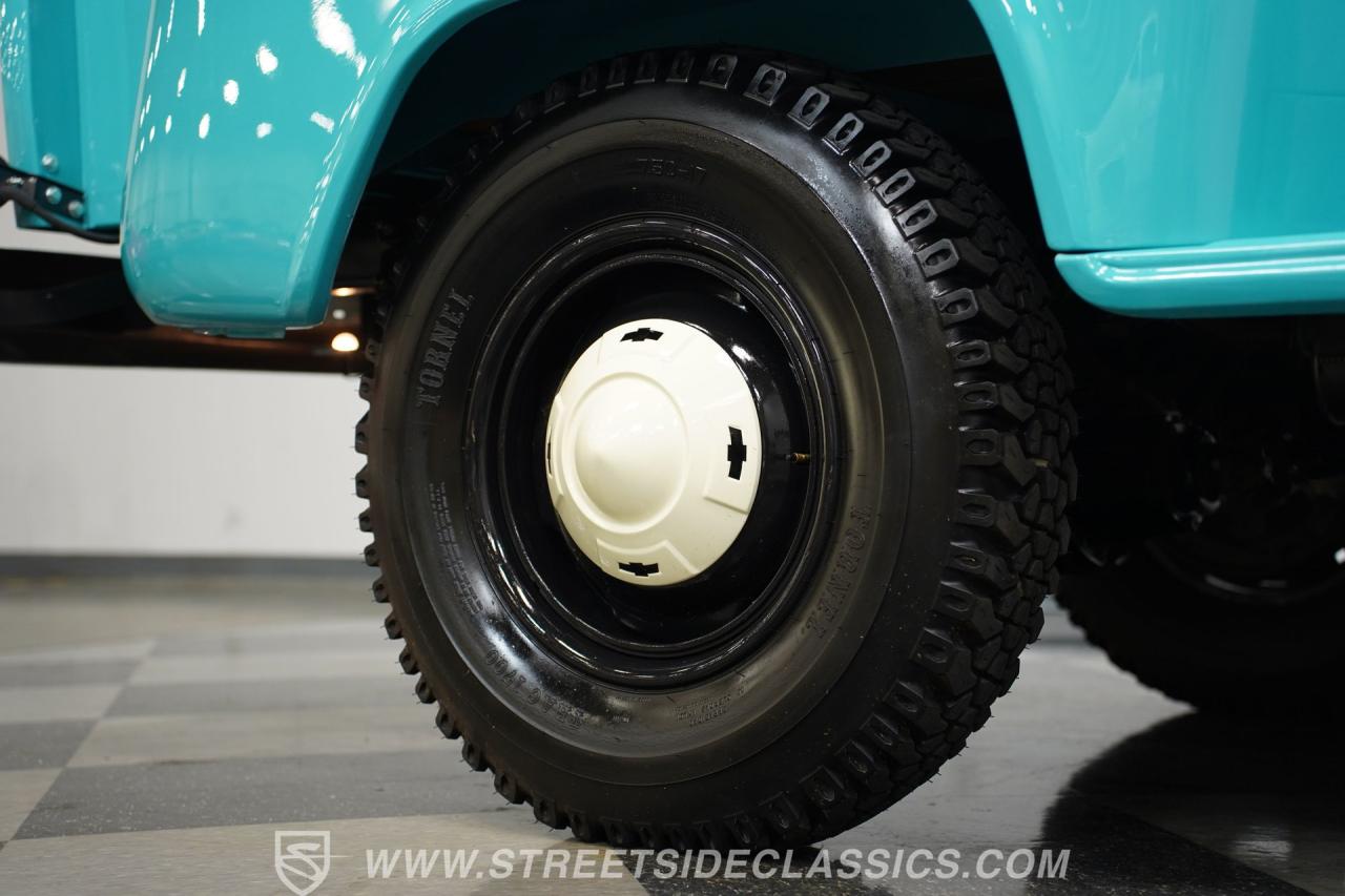 1959 Chevrolet Apache 3800 NAPCO 4X4 Tow Truck