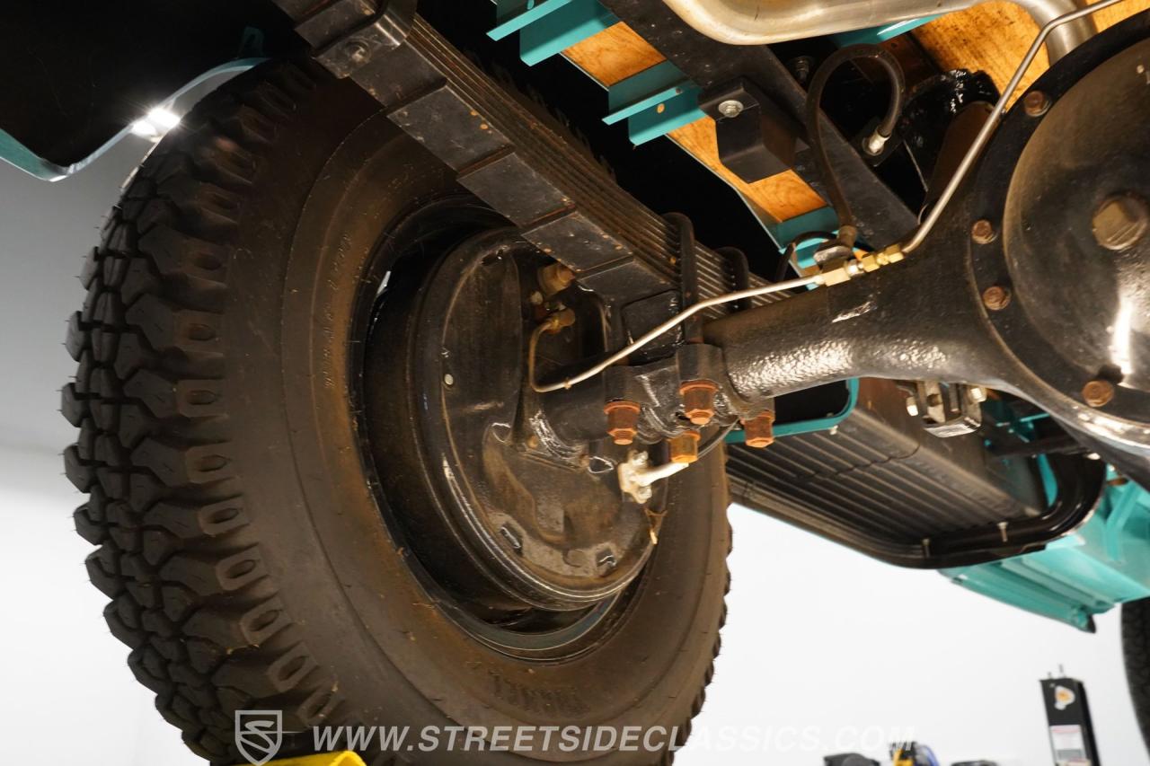 1959 Chevrolet Apache 3800 NAPCO 4X4 Tow Truck