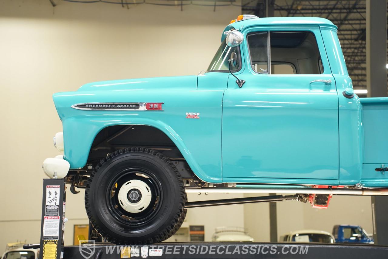 1959 Chevrolet Apache 3800 NAPCO 4X4 Tow Truck