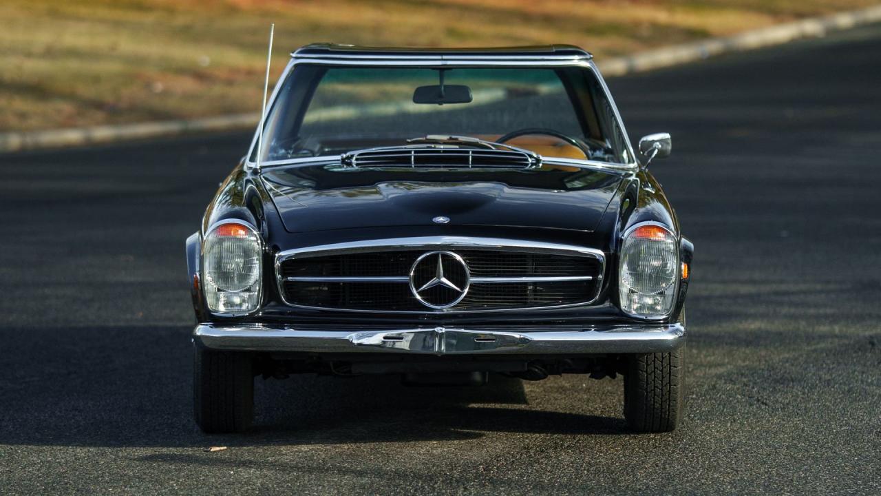 1967 Mercedes - Benz 250 SL Pagoda