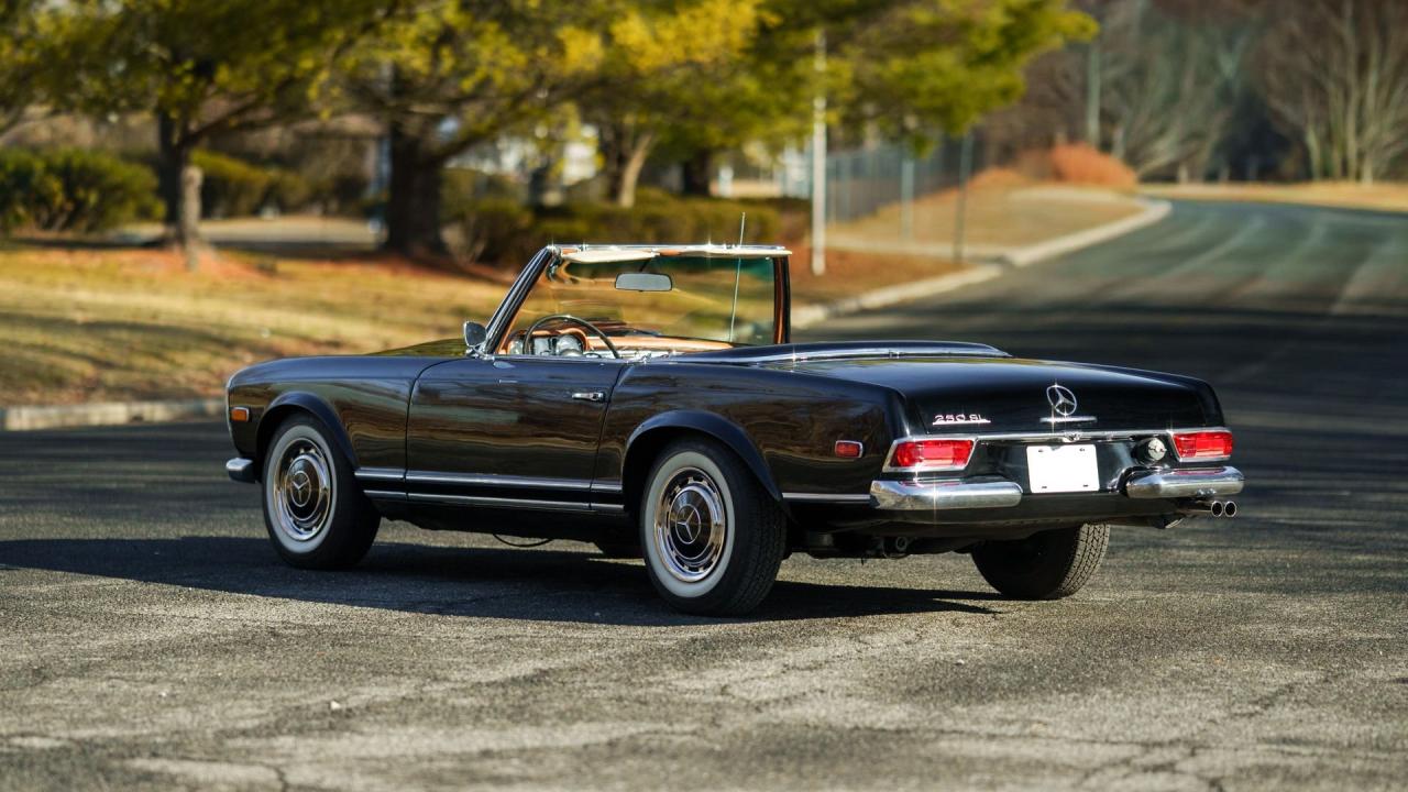 1967 Mercedes - Benz 250 SL Pagoda