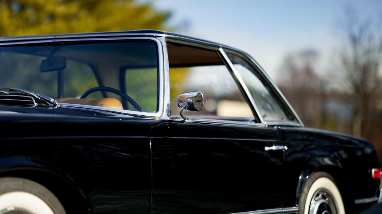 1967 Mercedes - Benz 250 SL Pagoda