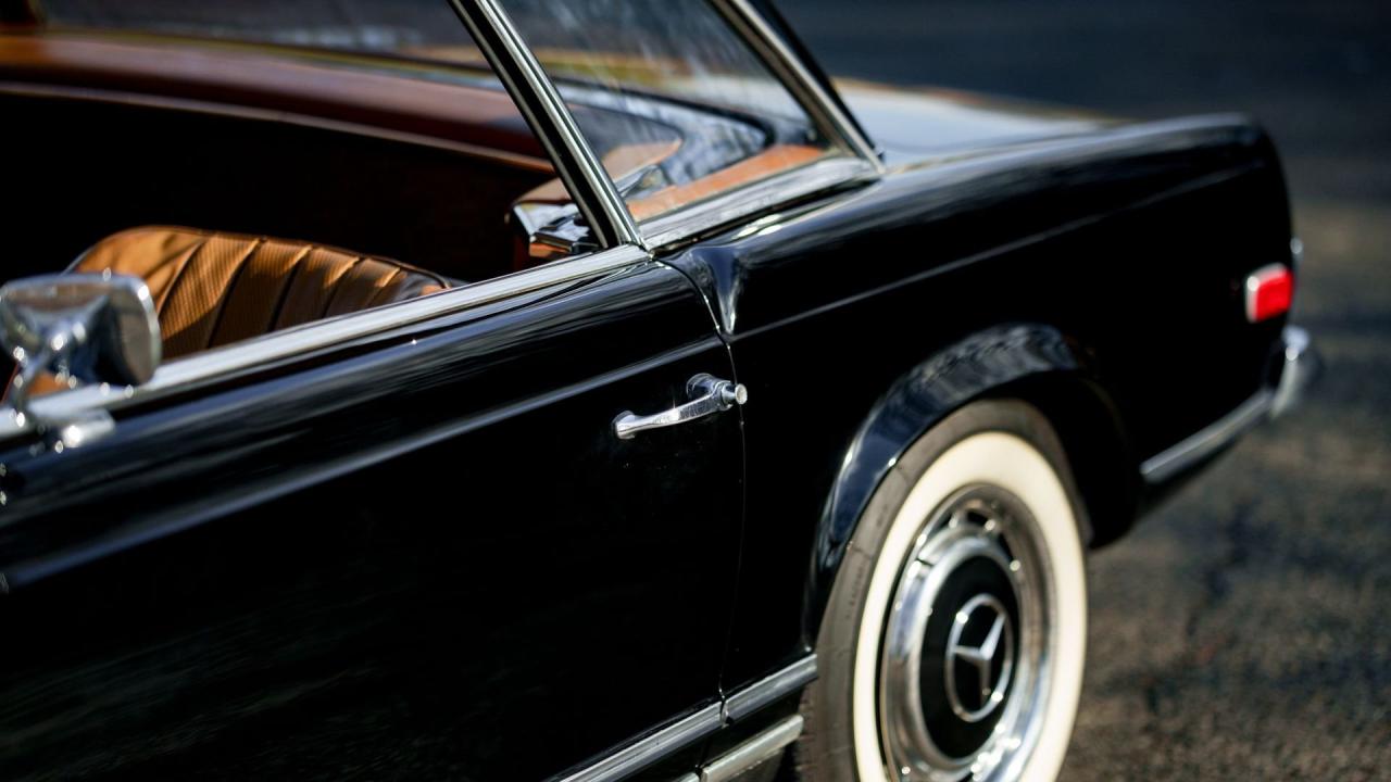 1967 Mercedes - Benz 250 SL Pagoda