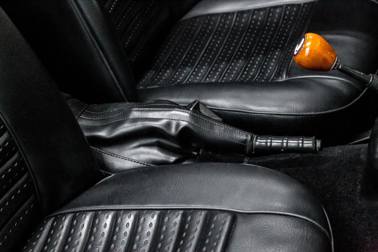 1975 Triumph TR6  OVERDRIVE