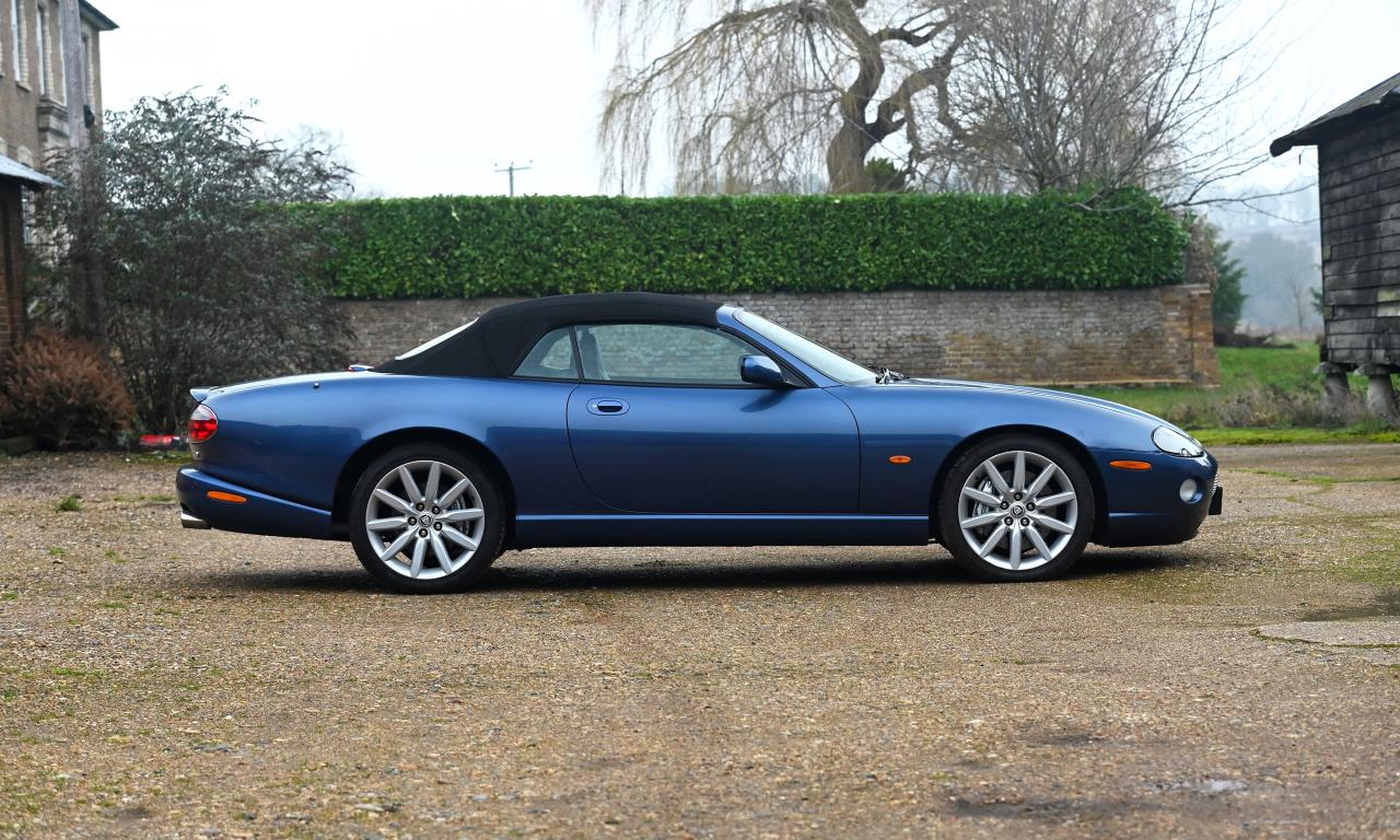 2004 Jaguar XKR Convertible (4.2 litre)