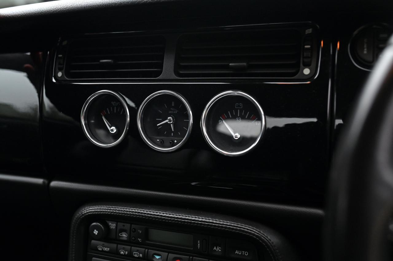 2004 Jaguar XKR Convertible (4.2 litre)