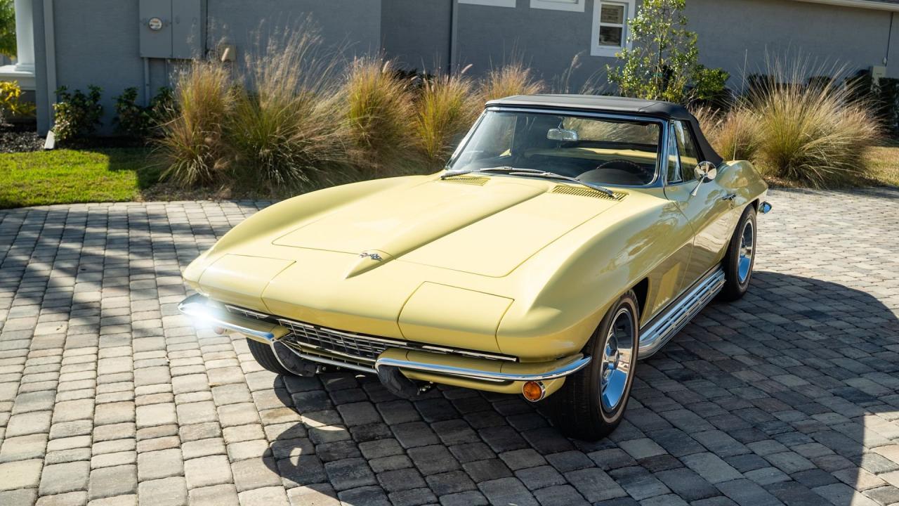 1967 Chevrolet Corvette Sting Ray 327/300 Convertible