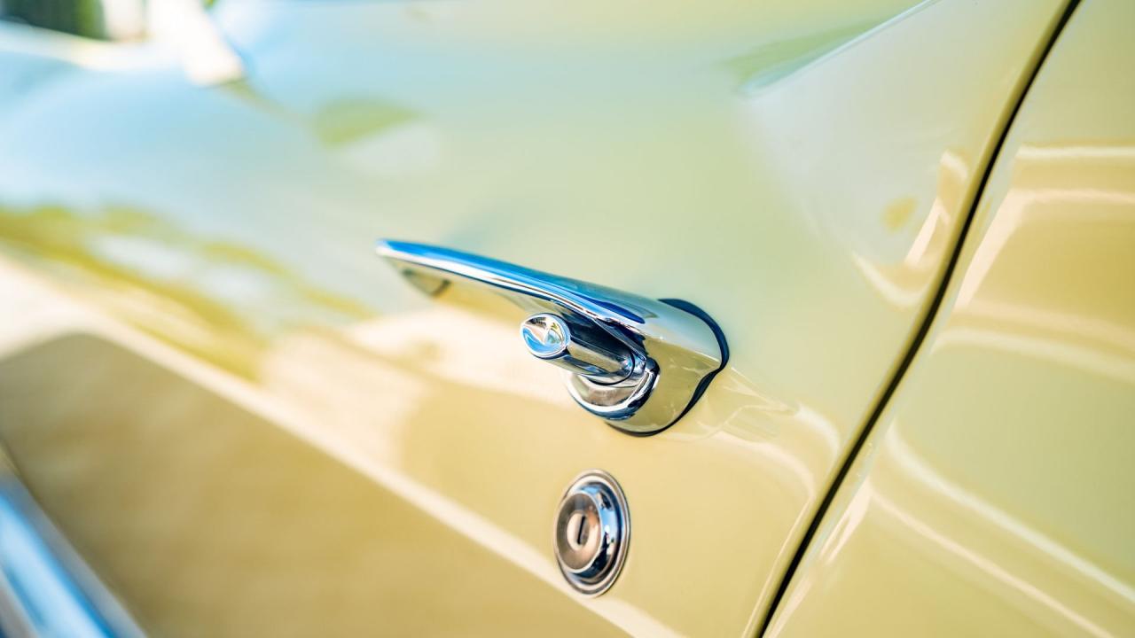 1967 Chevrolet Corvette Sting Ray 327/300 Convertible