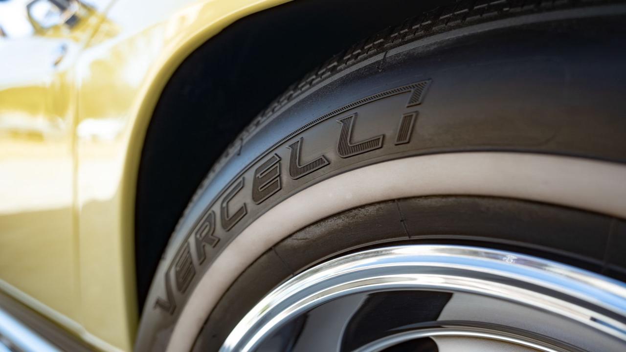 1967 Chevrolet Corvette Sting Ray 327/300 Convertible