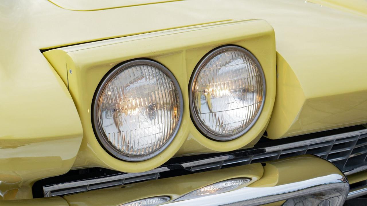 1967 Chevrolet Corvette Sting Ray 327/300 Convertible