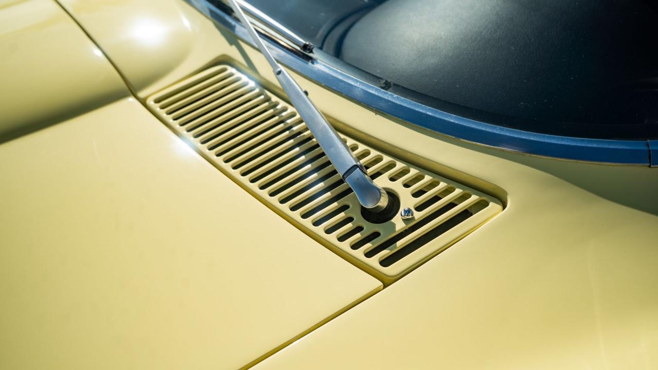 1967 Chevrolet Corvette Sting Ray 327/300 Convertible