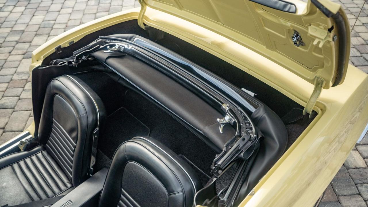 1967 Chevrolet Corvette Sting Ray 327/300 Convertible