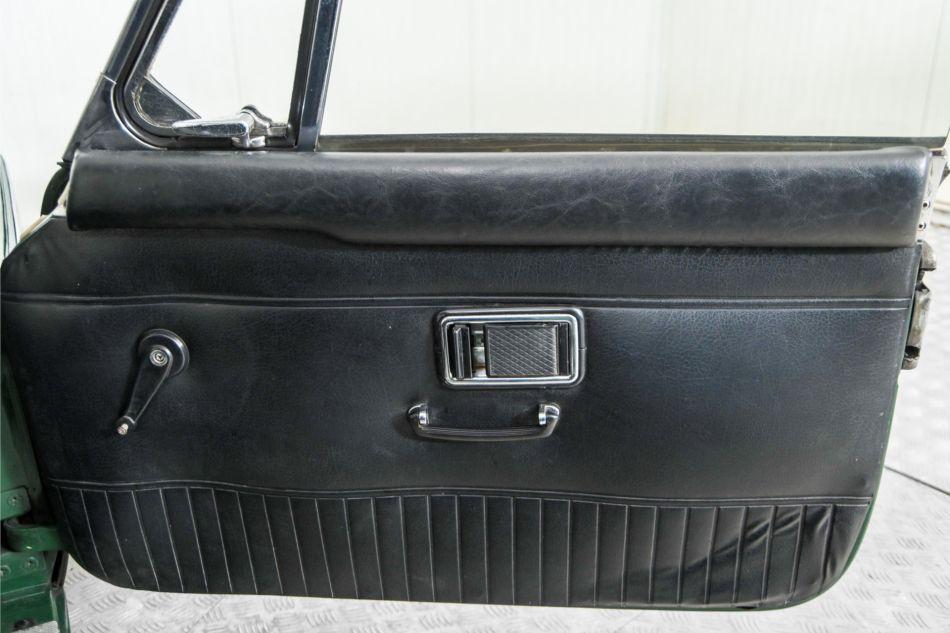 1970 MG B BGT MGBGT 1.8 overdrive spaakwielen