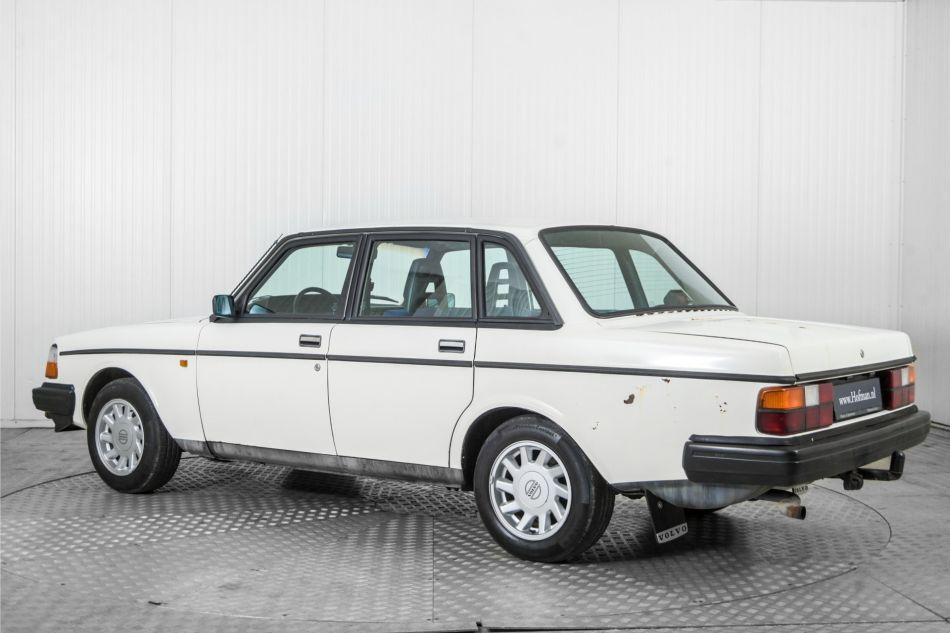 1984 Volvo 244