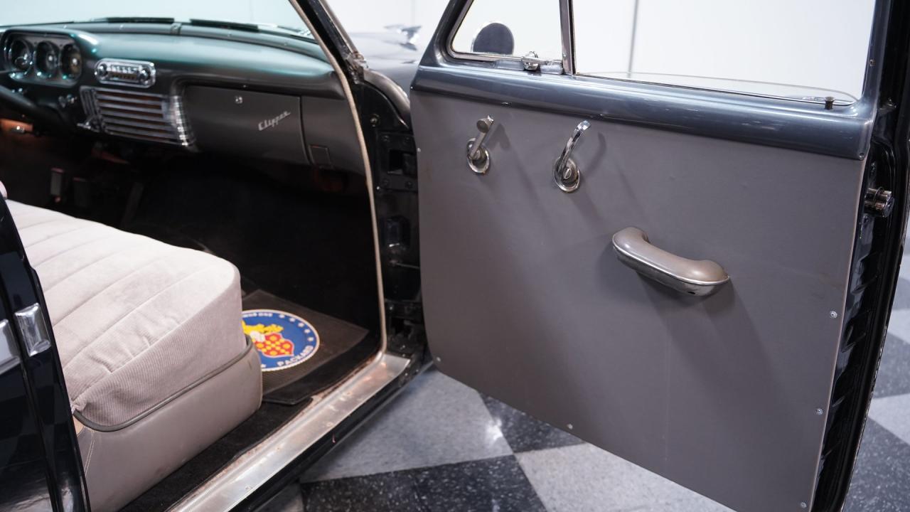 1953 Packard Clipper Deluxe