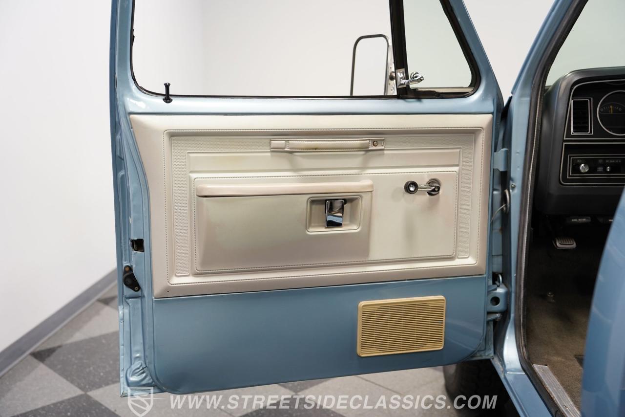 1984 Dodge Ram D150 Prospector