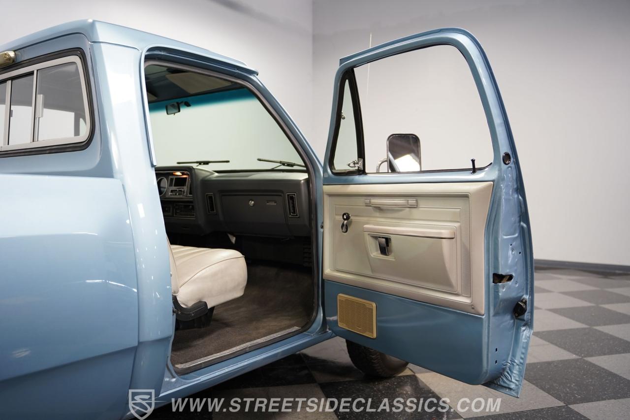 1984 Dodge Ram D150 Prospector