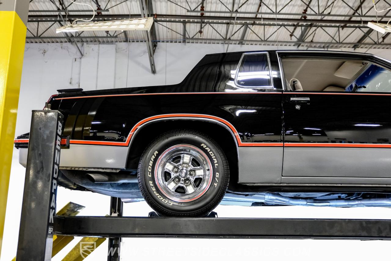 1983 Oldsmobile Cutlass Hurst/Olds 15th Anniversary