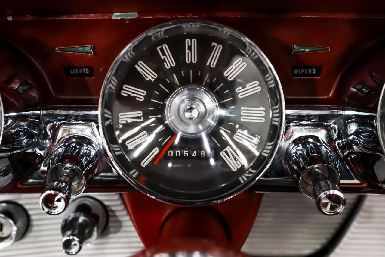 1962 Ford Thunderbird