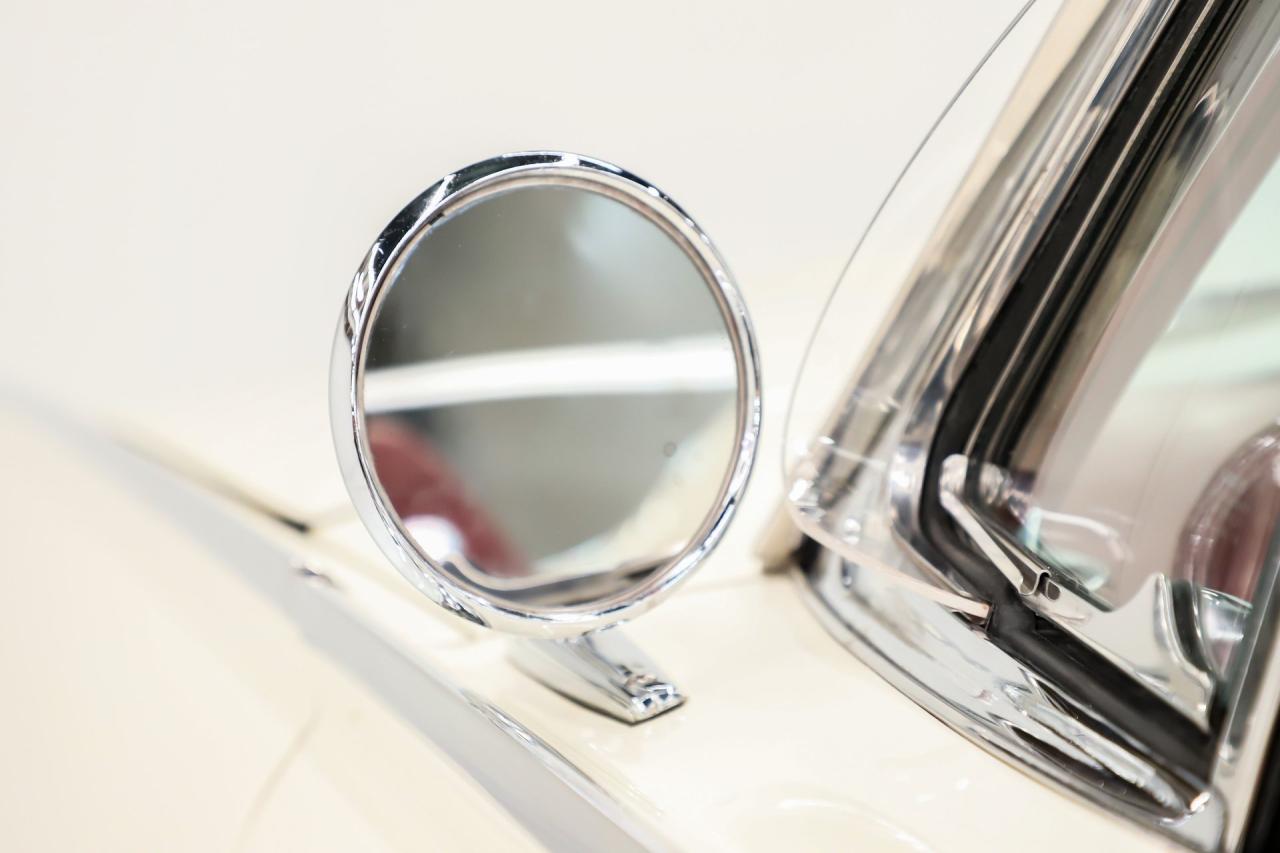 1962 Ford Thunderbird