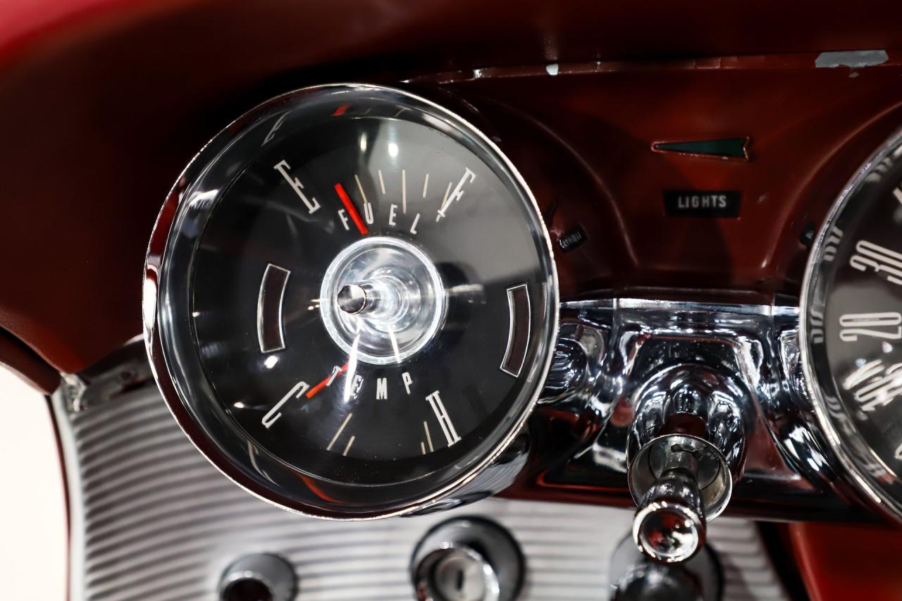 1962 Ford Thunderbird