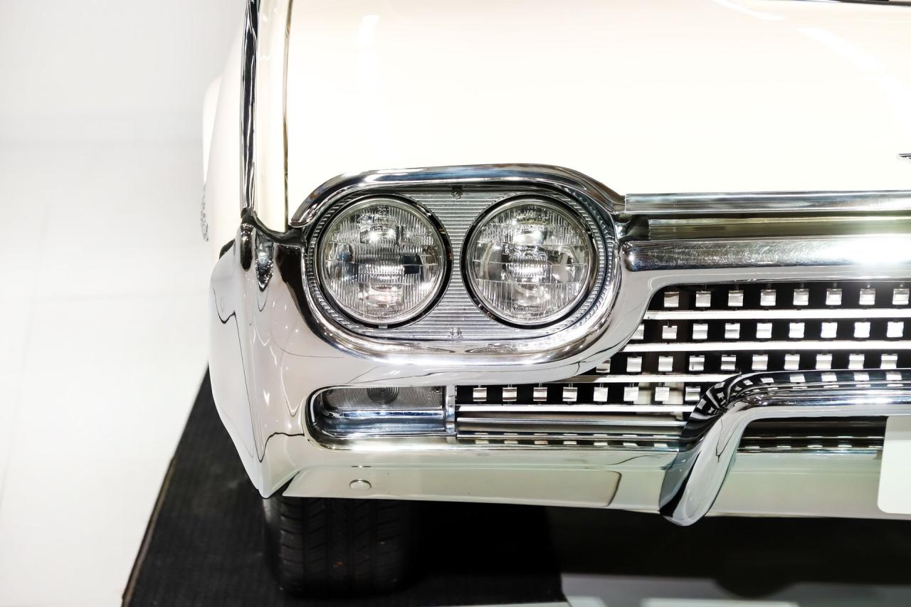 1962 Ford Thunderbird