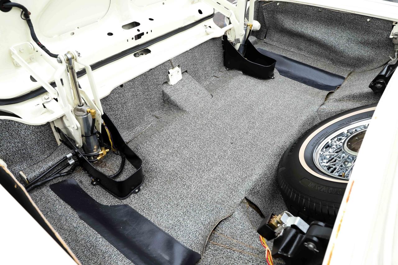 1962 Ford Thunderbird