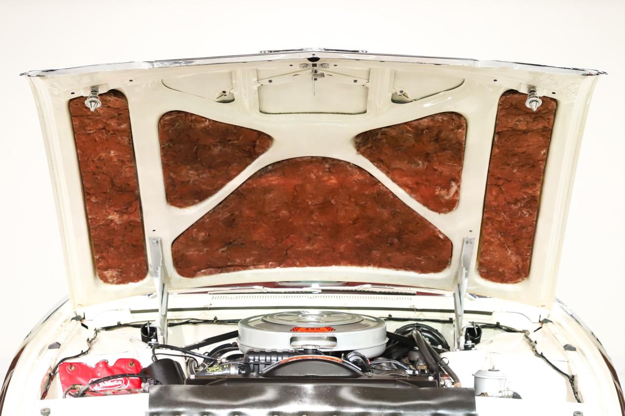 1962 Ford Thunderbird