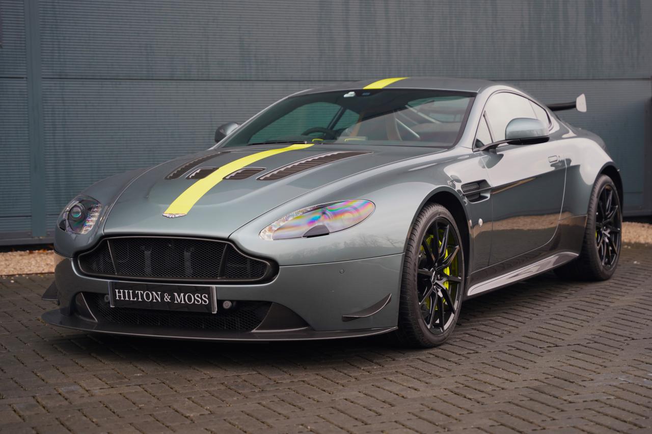 2017 Aston Martin V12 Vantage