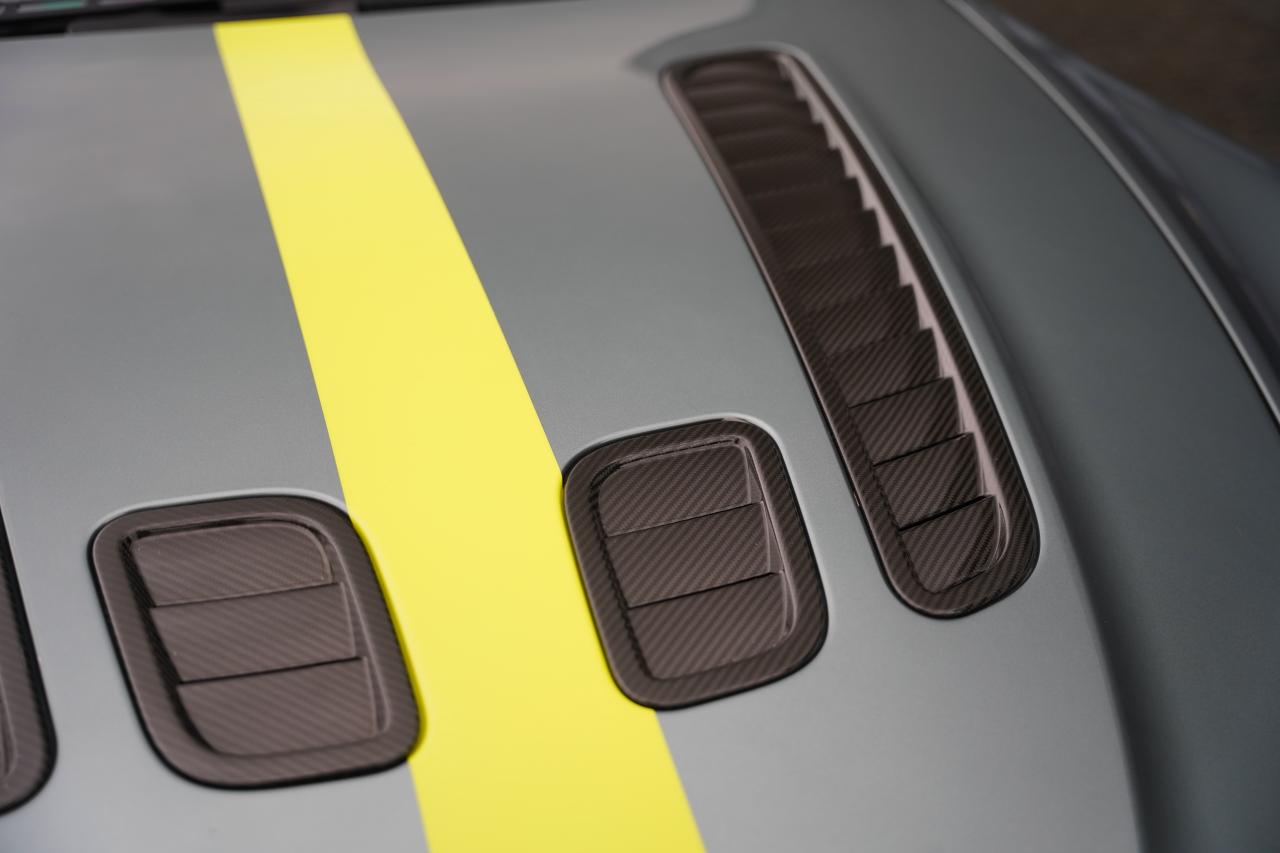 2017 Aston Martin V12 Vantage