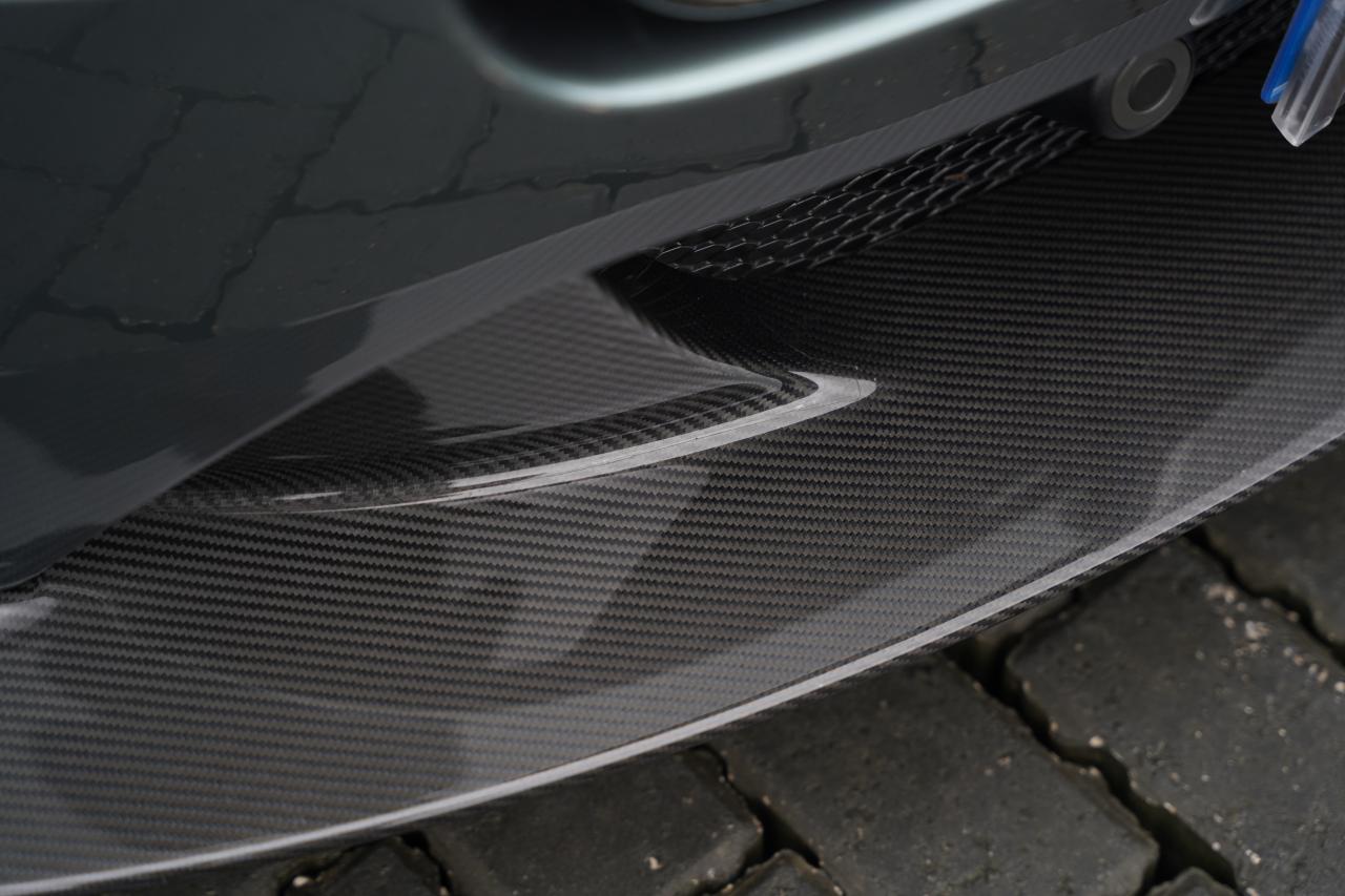 2017 Aston Martin V12 Vantage