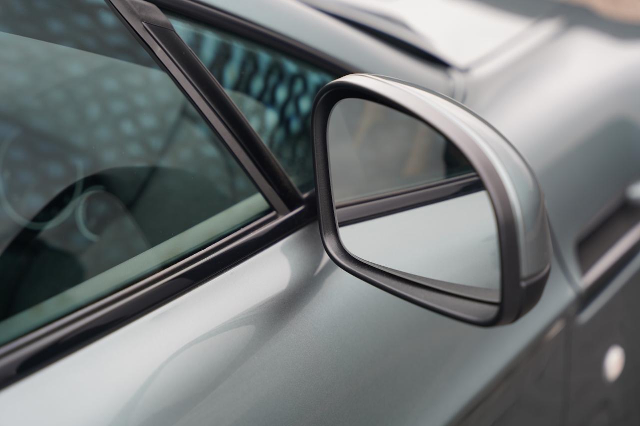 2017 Aston Martin V12 Vantage