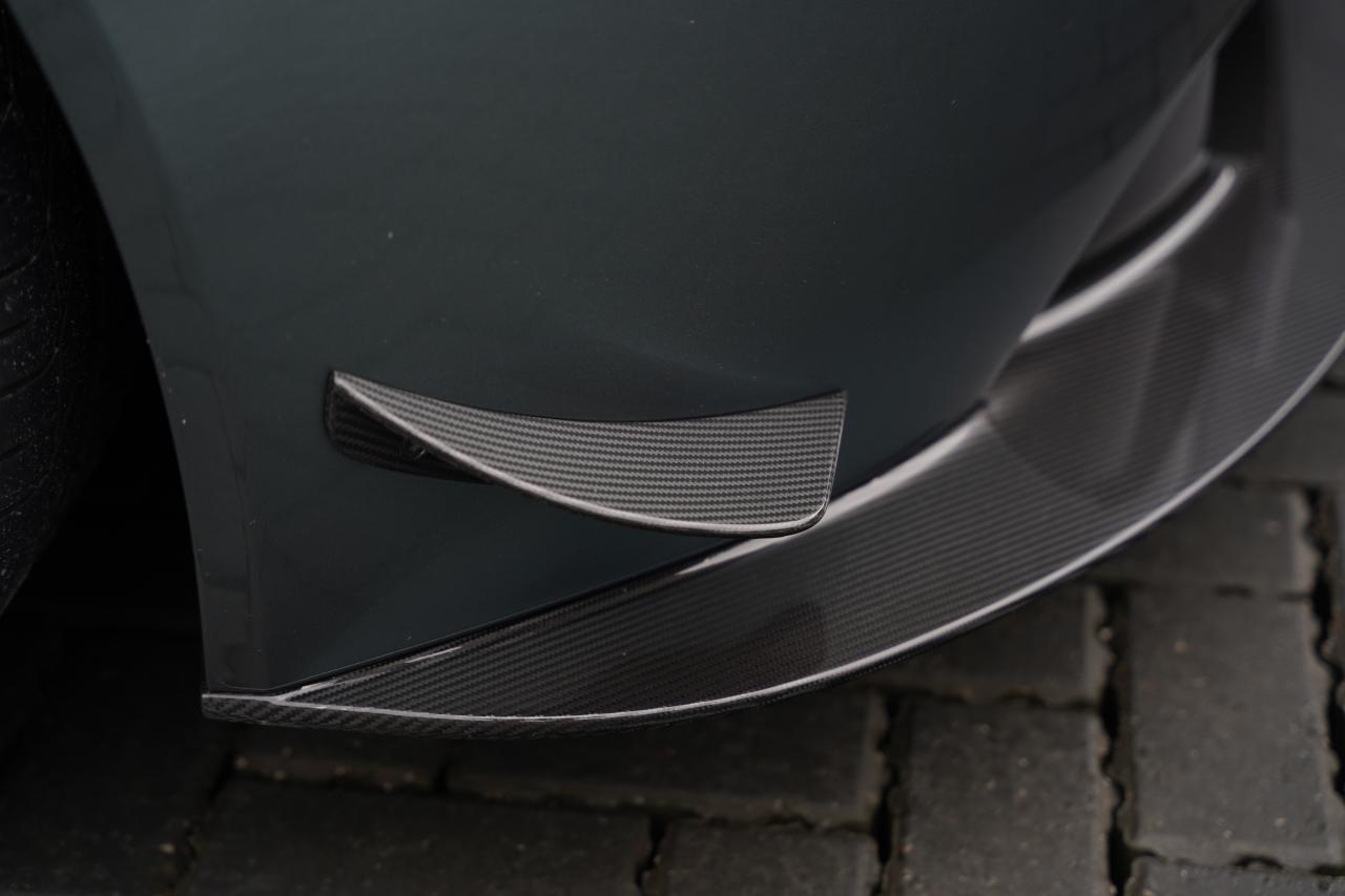 2017 Aston Martin V12 Vantage