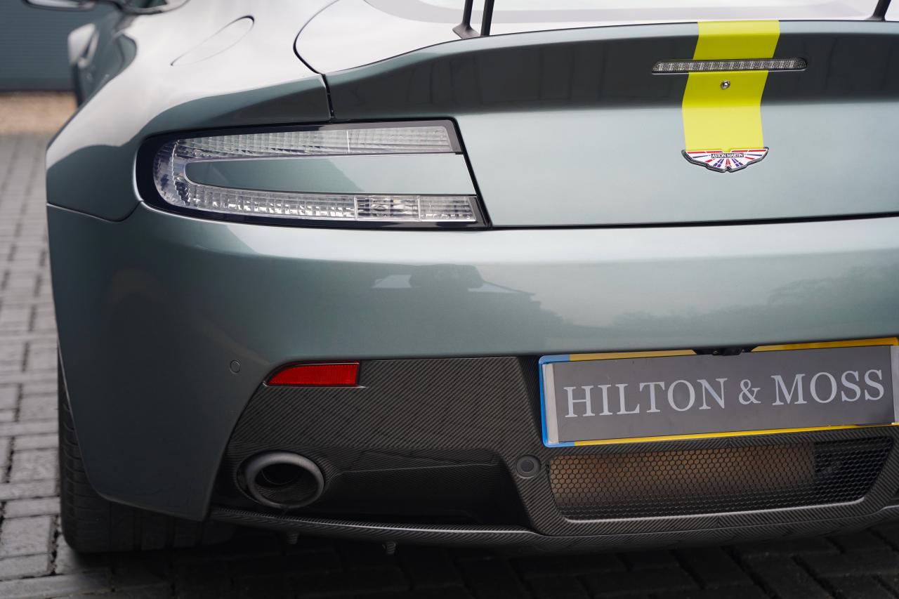 2017 Aston Martin V12 Vantage