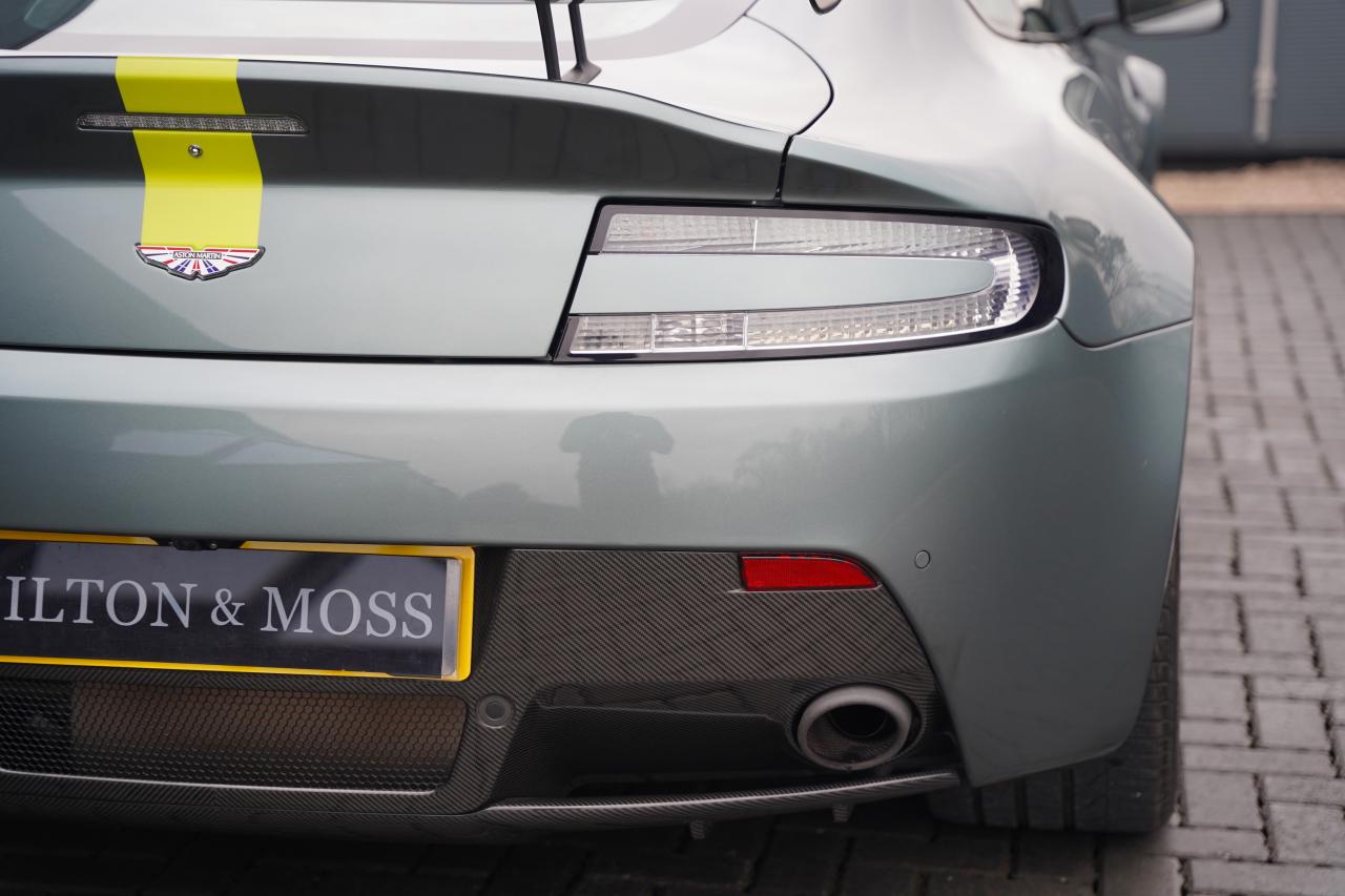 2017 Aston Martin V12 Vantage