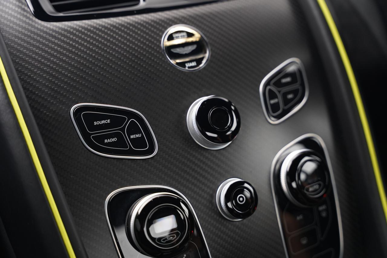 2017 Aston Martin V12 Vantage