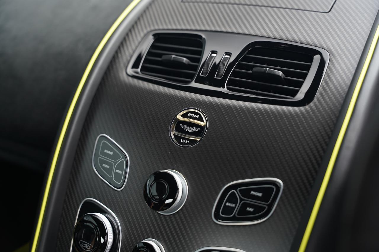 2017 Aston Martin V12 Vantage