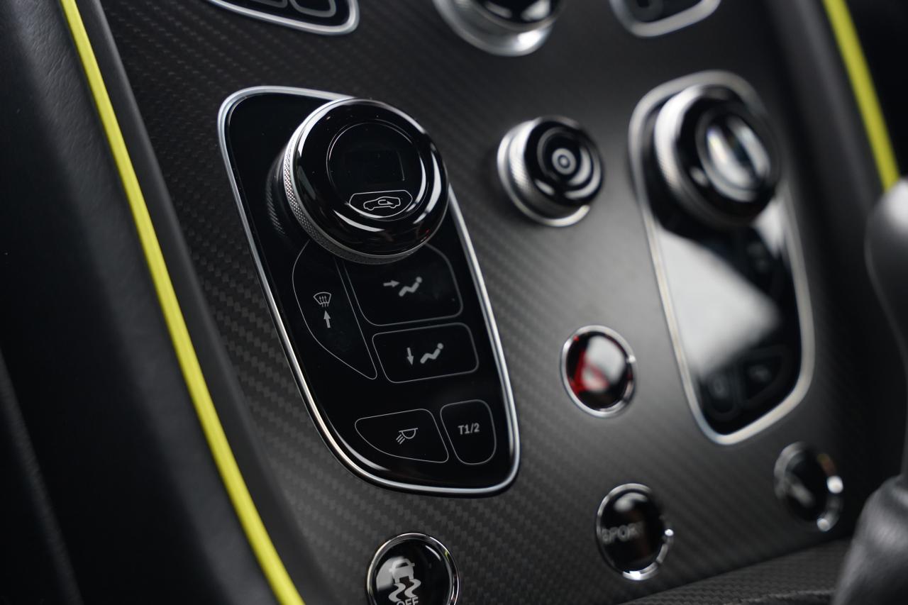 2017 Aston Martin V12 Vantage