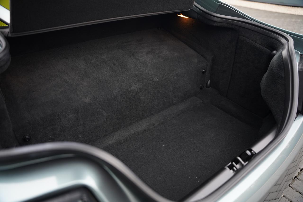 2017 Aston Martin V12 Vantage