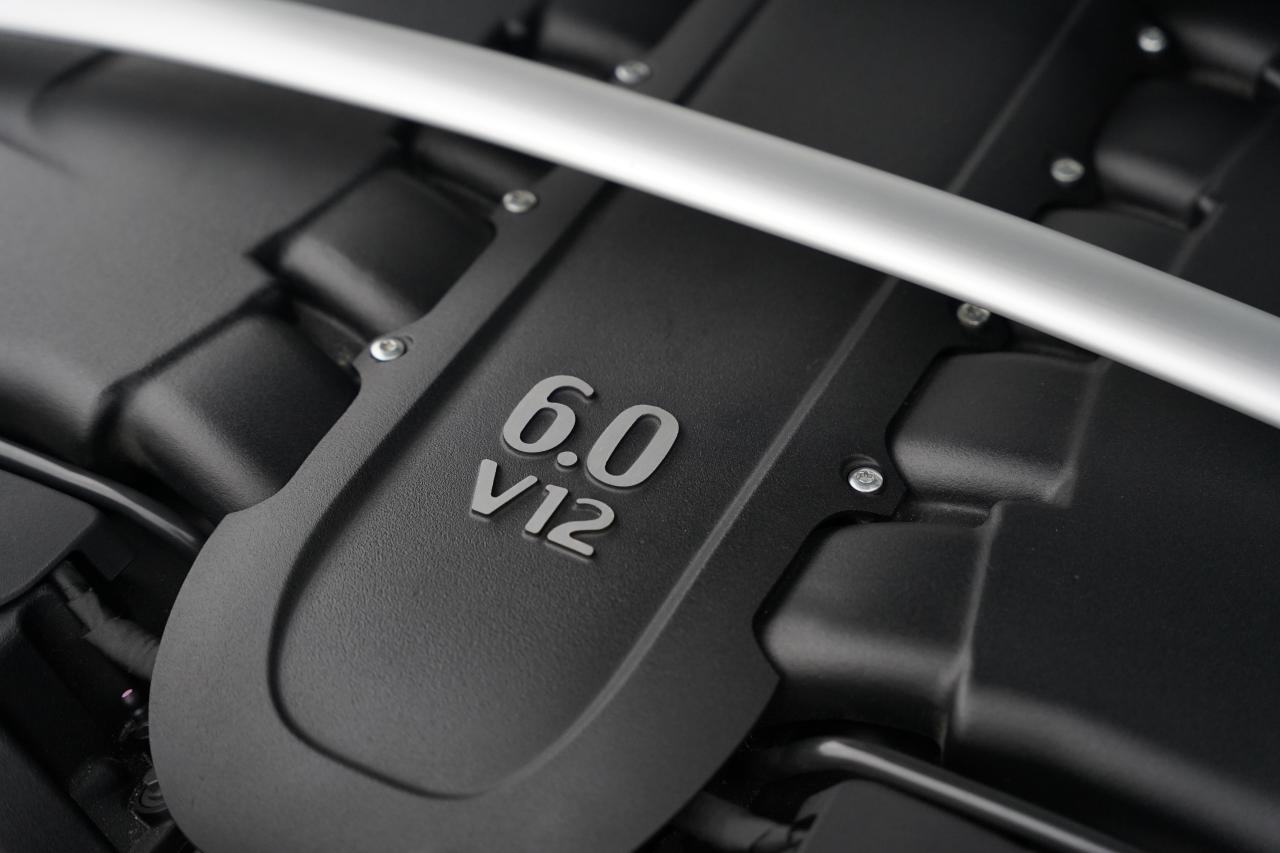 2017 Aston Martin V12 Vantage